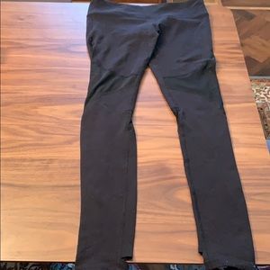 Alo legging size M gently worn